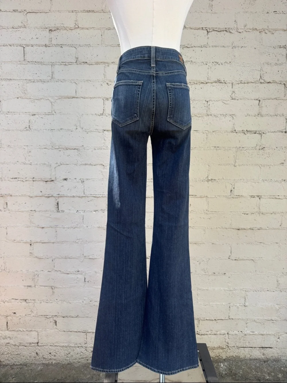 PAIGE High Rise Bell Canyon Flare Jeans Silas Destructed Size 27